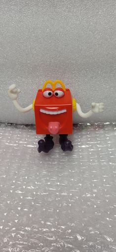 Коллекционная игрушка из Макдональдс. Happy Mix& Match plezier. 2012г. 17