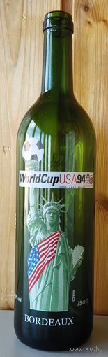Коллекционная бутылка из-под вина "World cup USA 94"