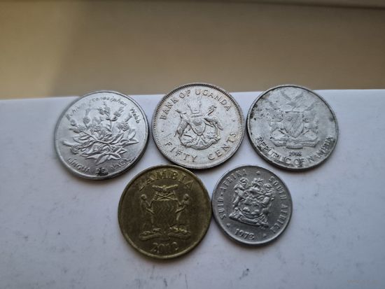 Сборный лот  Америки. Лот состоит из 5-ти монет. Монеты не чищены. 45320