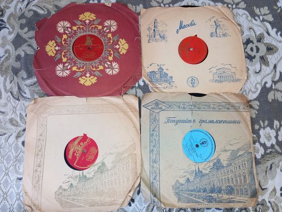 Пластинки для патефона 4 шт .