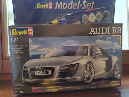 Сборная модель автомобиля Audi R8 (1:24),Revell(подарочный набор)