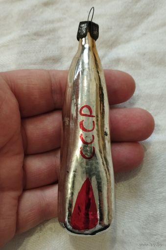 Ёлочная игрушка ракета