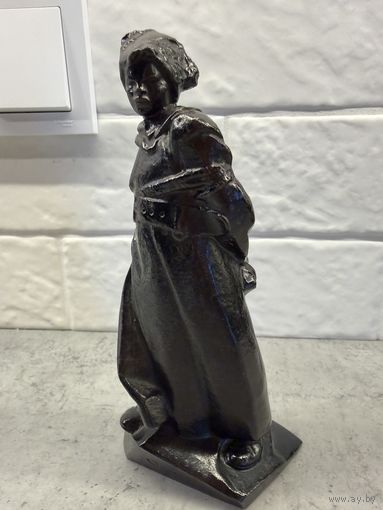 Статуэтка Орленок . Касли.  Распродажа коллекции!!!