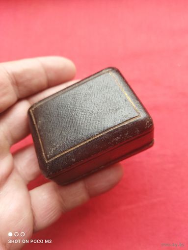 Старая антикварная коробочка от ювелирного изделия, Франция