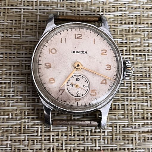 Часы Победа