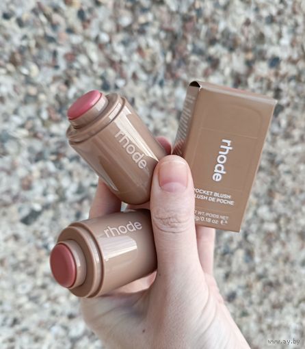 Кремовые румяна в стике Rhode Pocket Blush 5.3 gr