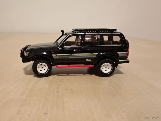 Kengfai 1/64 Toyota Land Cruiser LC80 с подвеской