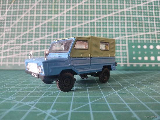 Масштабная модель ЛУАЗ-969М ВОЛЫНЬ Масштаб 1/43 Deagostini