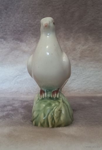 Статуэтка. Голубь.