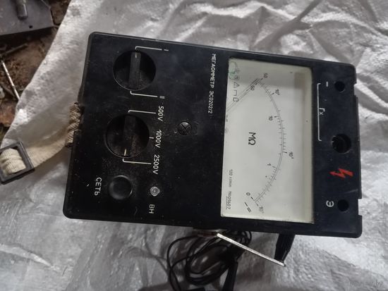 Мегаомметр ЭС0202/2,