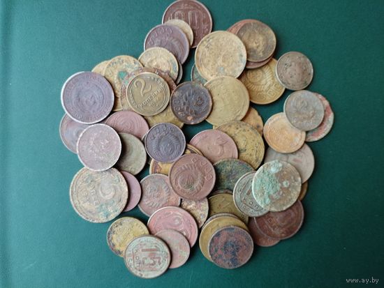 56 дореформенных монет.