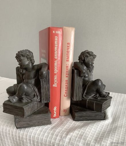 Упор для книг Подставка для книг. Франция