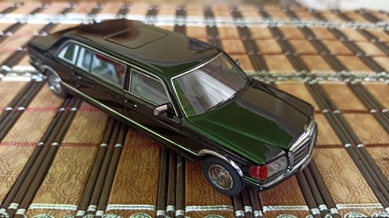 MERCEDES-BENZ W126 SGS Royal LWB 1985 Black GLM 204501