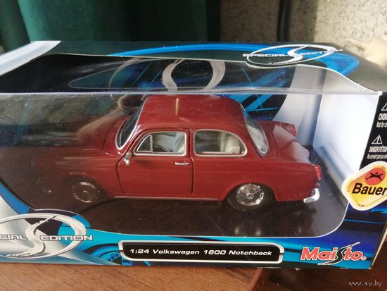Volkswagen 1600 Notchback