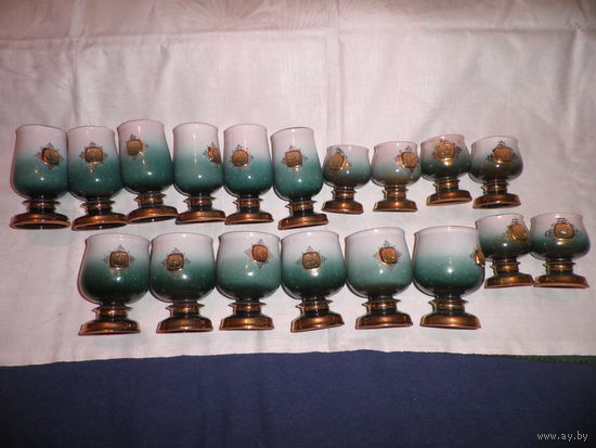 Знаки Зодиака Фужеры-6 шт.,бокалы 6 шт.,рюмки 6 шт.Керамика,позолота.С рубля.