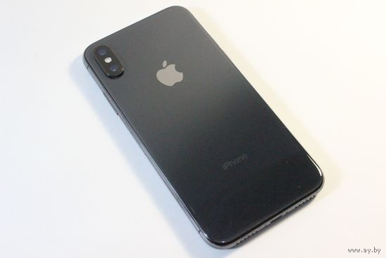 Телефон Apple iPhone X