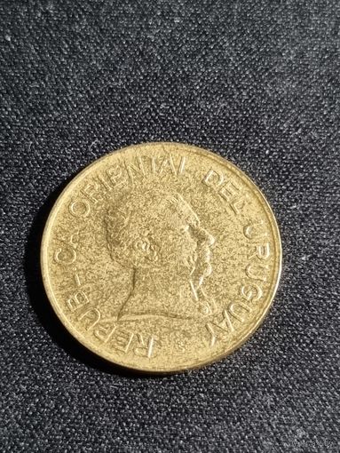 Уругвай 2 песо 1998