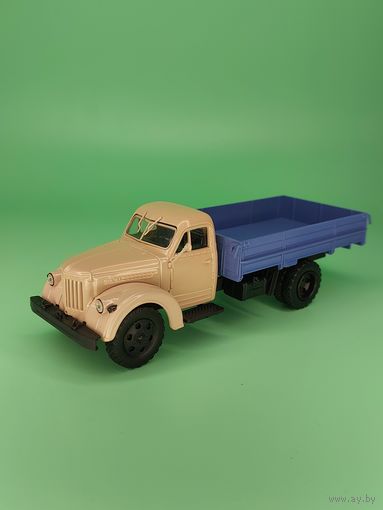 УралЗИС от Автоистория 1:43