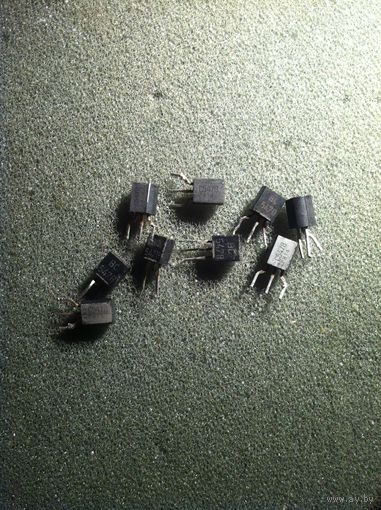 Транзистор BC547B (C547B)