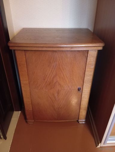 - ШВЕЙНАЯ машина АLTENBURG Германия 1950-ые + Подарок Журнал ДЕТСКАЯ МОДА 1950-ые Германия за оперативность при выкупе