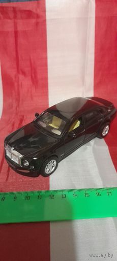 Машинка (модель) Bentley Mulsanne примерно 1:34