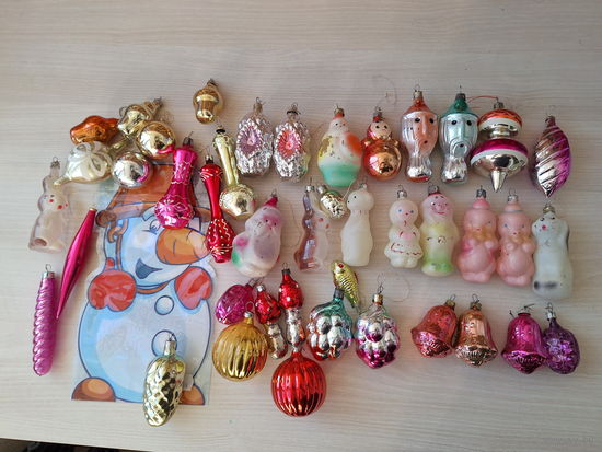 Набор елочных игрушек СССР - шары фигурки шишки и др