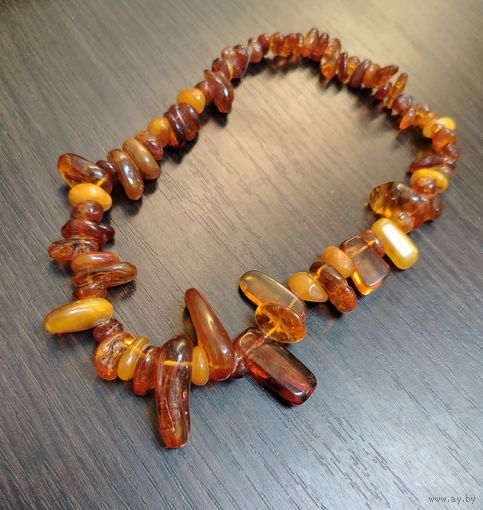 Бусы винтажные из натурального янтаря разного размера на леске 22 см .