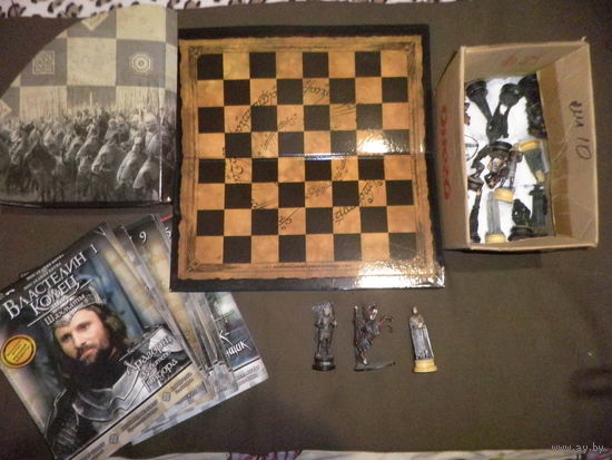 Шахматы ручной работы 31 шт.,доска и 28 журналов Властелин колец.С рубля.