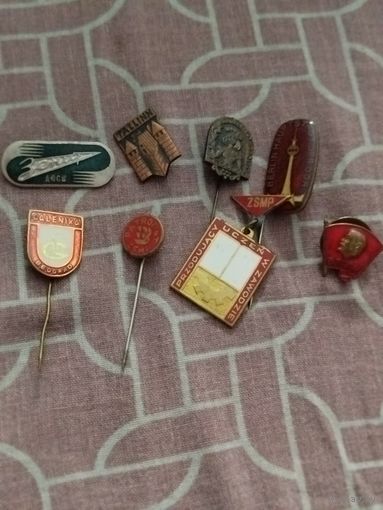 Значки тяжёлые,с рубля