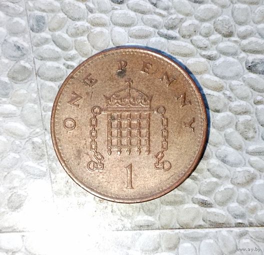 1 пенни 1997 года Великобритания. Королева Елизавета 2. Красивая родная патина!