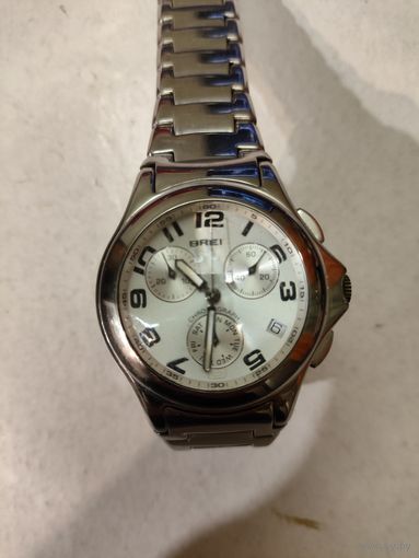 Часы Breil
