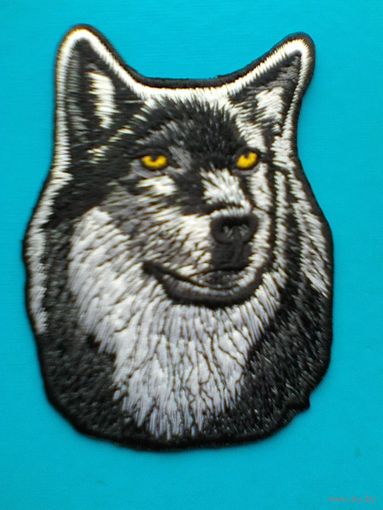 "Голова Волка" - Нашивка - Размеры: 7/9 см.
