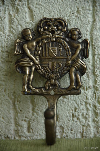 Вешалка - крючок латунный