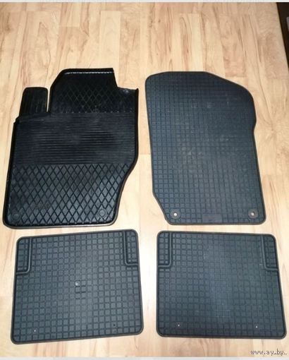 Коврики Mercedes-Benz ML w164.