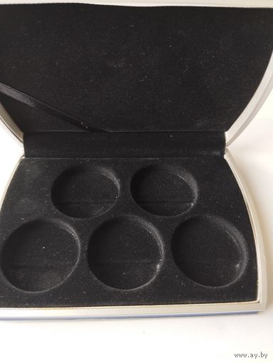 Футляр на 5 монет . На святые. Под серебро . Без минималки