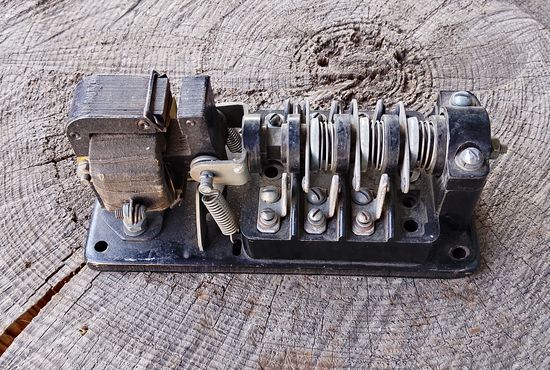 Реле электромагнитное промежуточное ЭП41