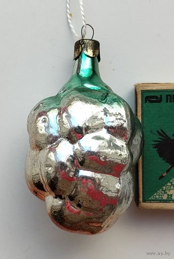 Ёлочная игрушка. Виноград. Щ-59.