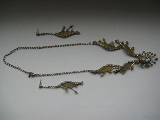 Комплект бижутерии