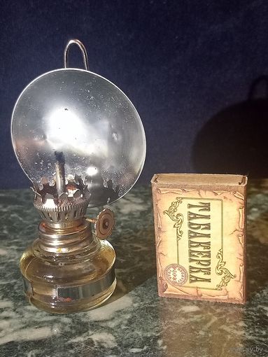 Самая маленькая действующая масляная лампа