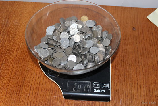 Монеты иностранные 2,8 килограмм с 1 рубля.