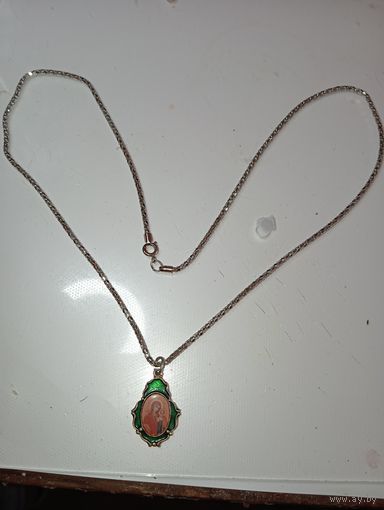 Образок с цепочкой .