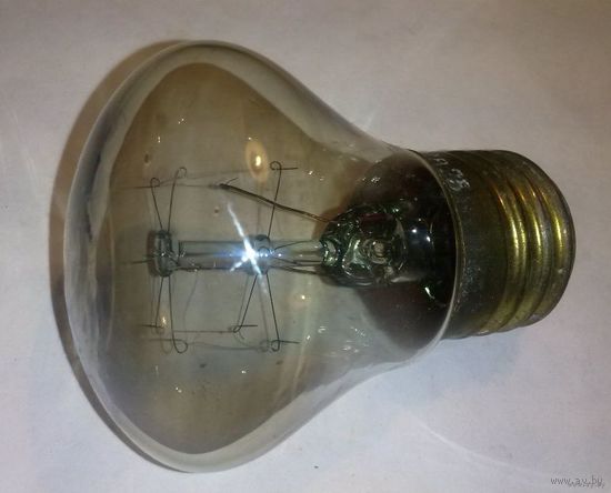 СССР: лампа с латунным цоколем, 220в/25вт, выпущена II-62