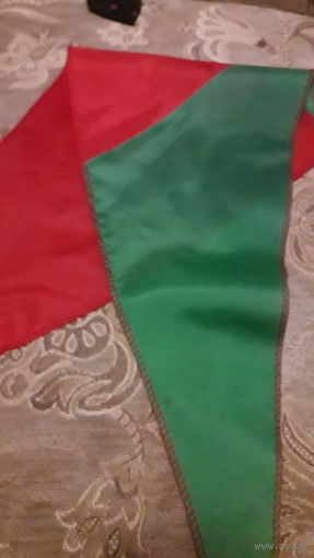 Пионерский галстук