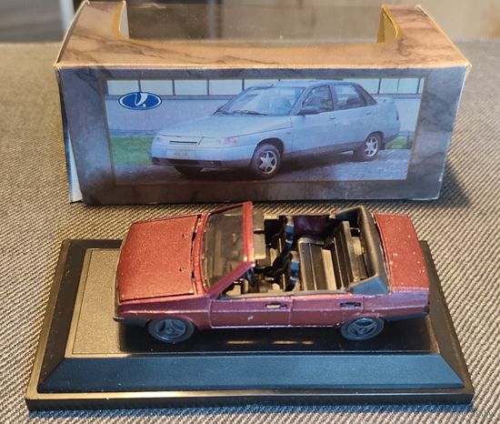 ВАЗ-21099 кабриолет 1:43