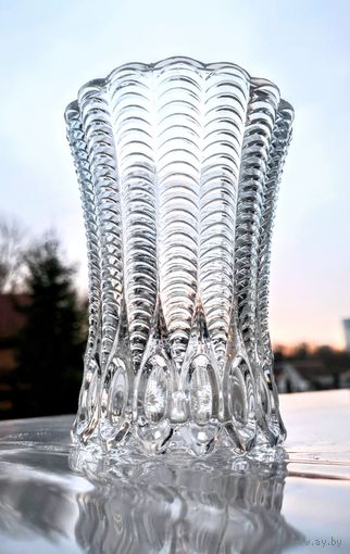Две  винтажные вазы  Северное сияние