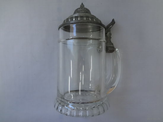 Пивная кружка.