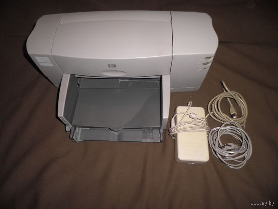 Принтер HP Deskjet 845c-цветной,струйный.