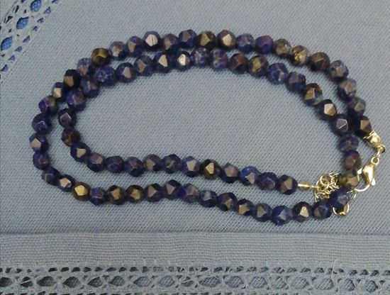 Бусы из натурального лазурита красивой огранки ручной работы. Лазурит-камень счастья.