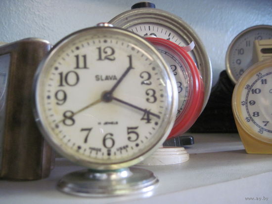 Часы-будильник Слава(Slava).