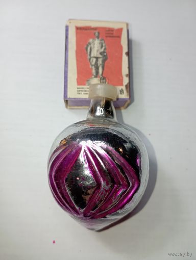 Игрушка на ёлку , Свекла , винтаж , стекло , СССР . С рубля